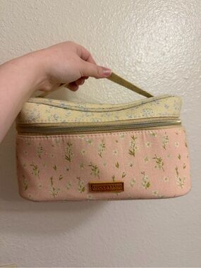 Lucky Brand Two-Tone Floral Cosmetic Case in Pastel Pink and Yellow